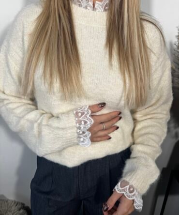 Amélie Crème Lace Knit