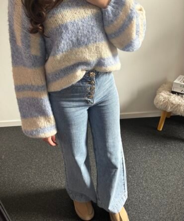 Blue Vintage Button Jeans