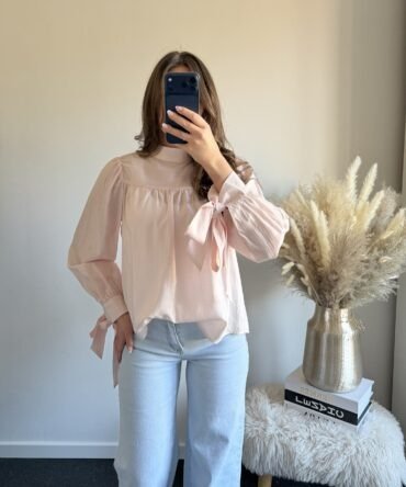 Amélie Bow Sleeve Blouse - Blush