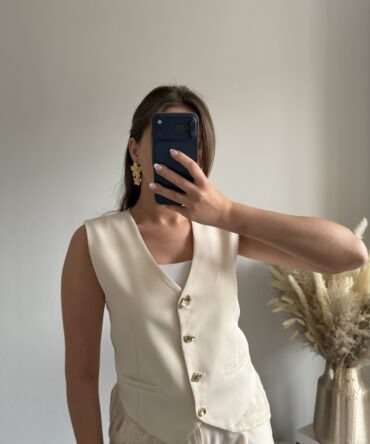 Ivory Lace Detail Gilet