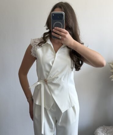 Élise Lace Blazer top