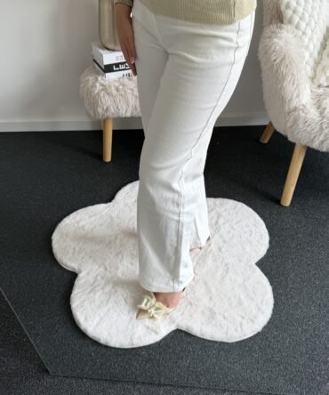 Monaco White Jeans