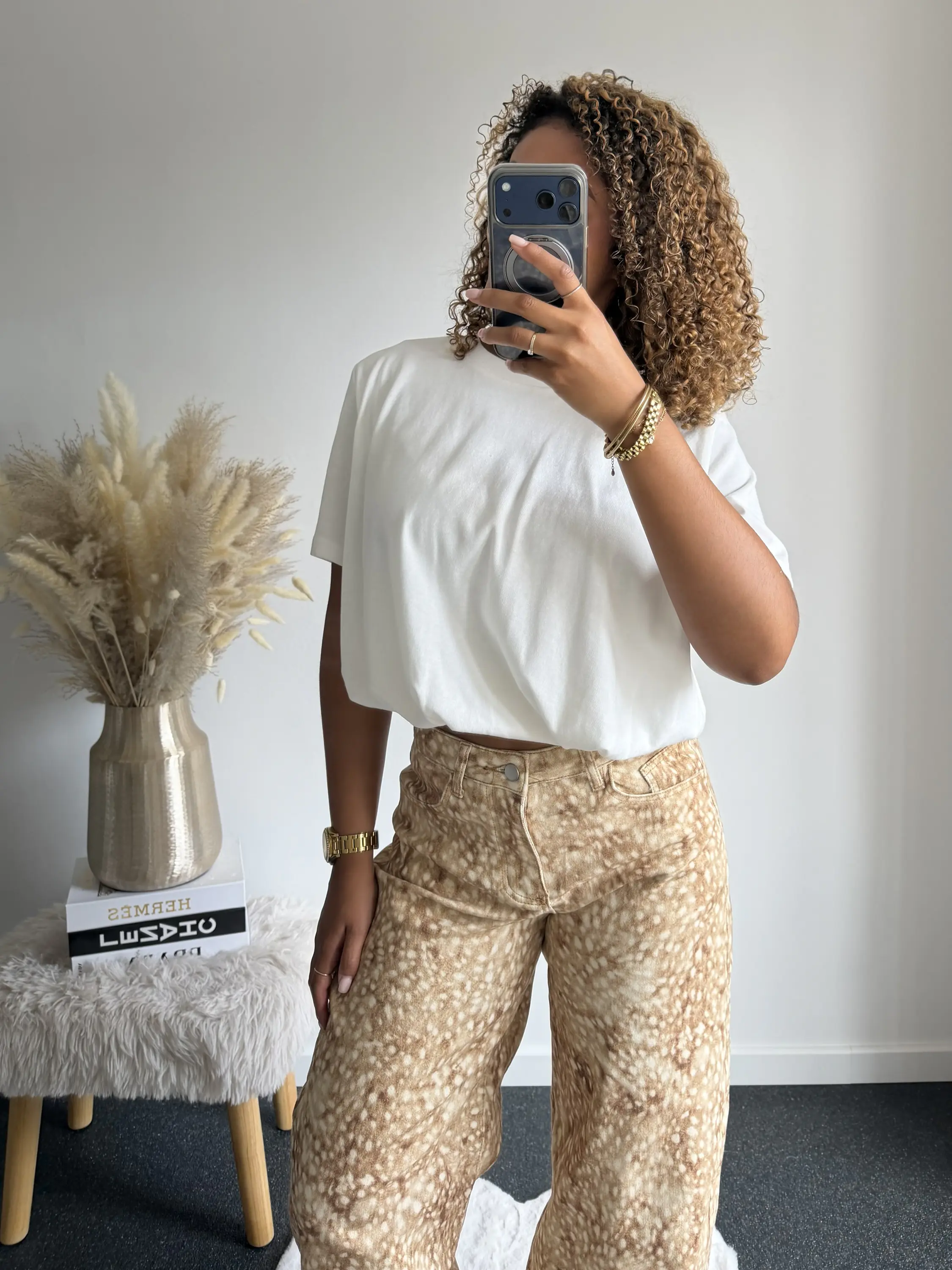 White Cropped Relaxed T-Shirt